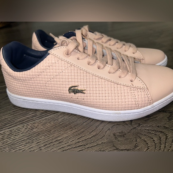 Lacoste Sneakers - Picture 2 of 3